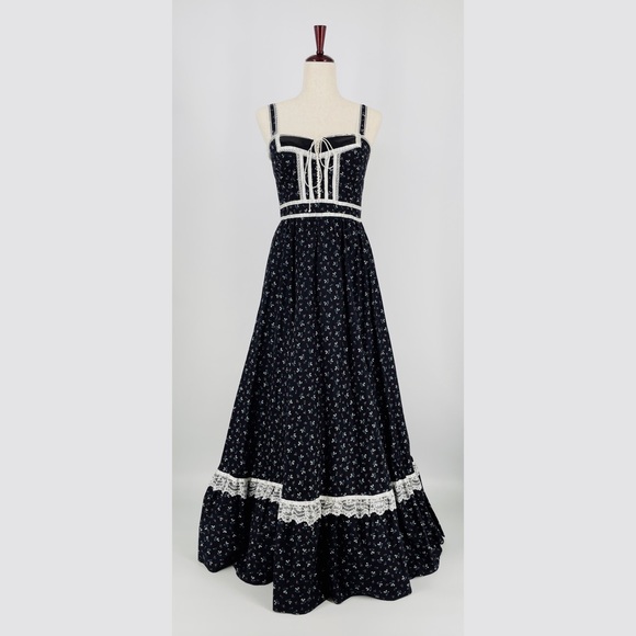 Gunne Sax Dresses & Skirts - GUNNE SAX - Excellent Condition Vintage 1970s Cottage Dress